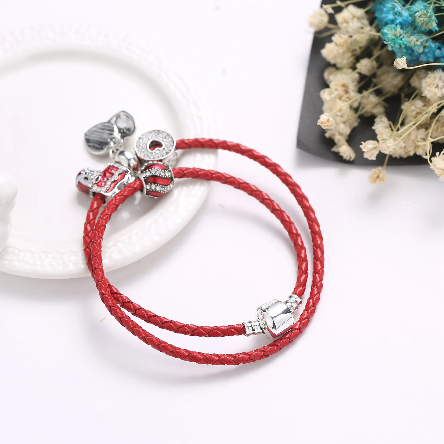 Платье девушка браслет из красной кожи с DIY сплава и бисера подарок для женщин