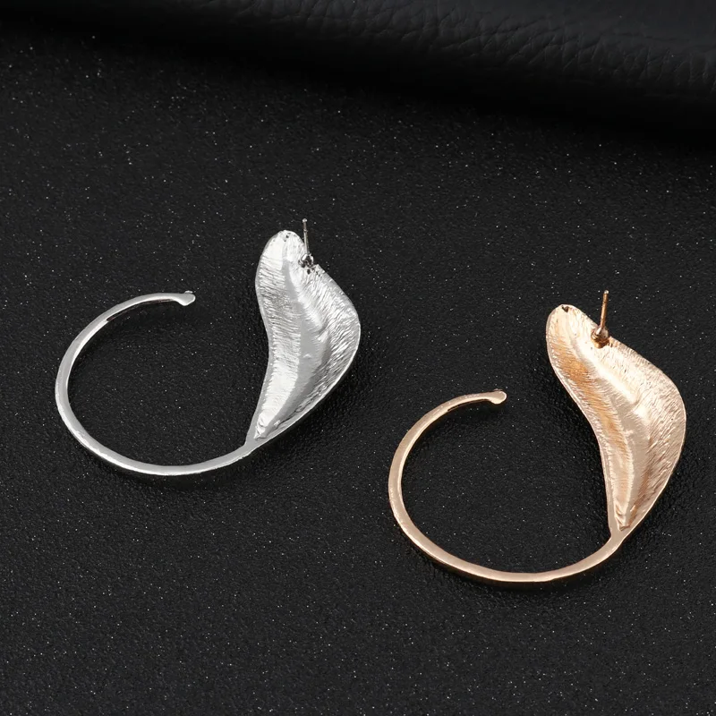 Серьги-гвоздики Seblasy женские в стиле панк с большими массивными листьями