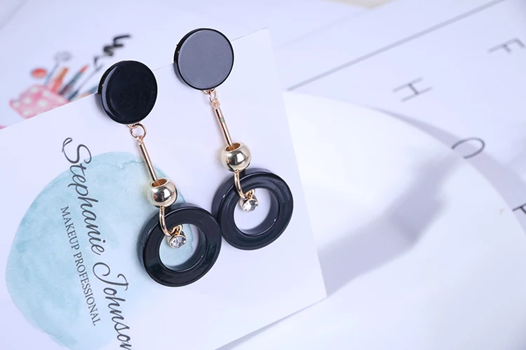 Blitheyo модные Интимные аксессуары акрил круг Современная Серьги преувеличивать