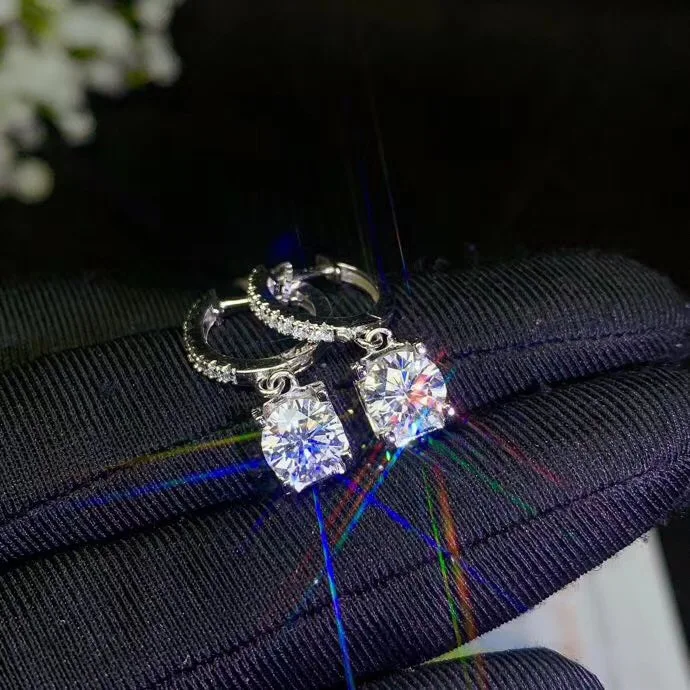 Moissanite новейшие стильные серьги-гвоздики, Супер Популярные женские серьги-гвоздики, Мигающий Огонь, 925 серебро, не чувствительный