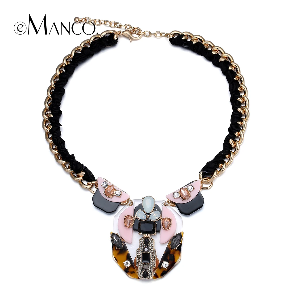 Geometric acrylic pendant necklace crystal inlaid women alloy chain crystal choker necklaces stylish collier femme eManco