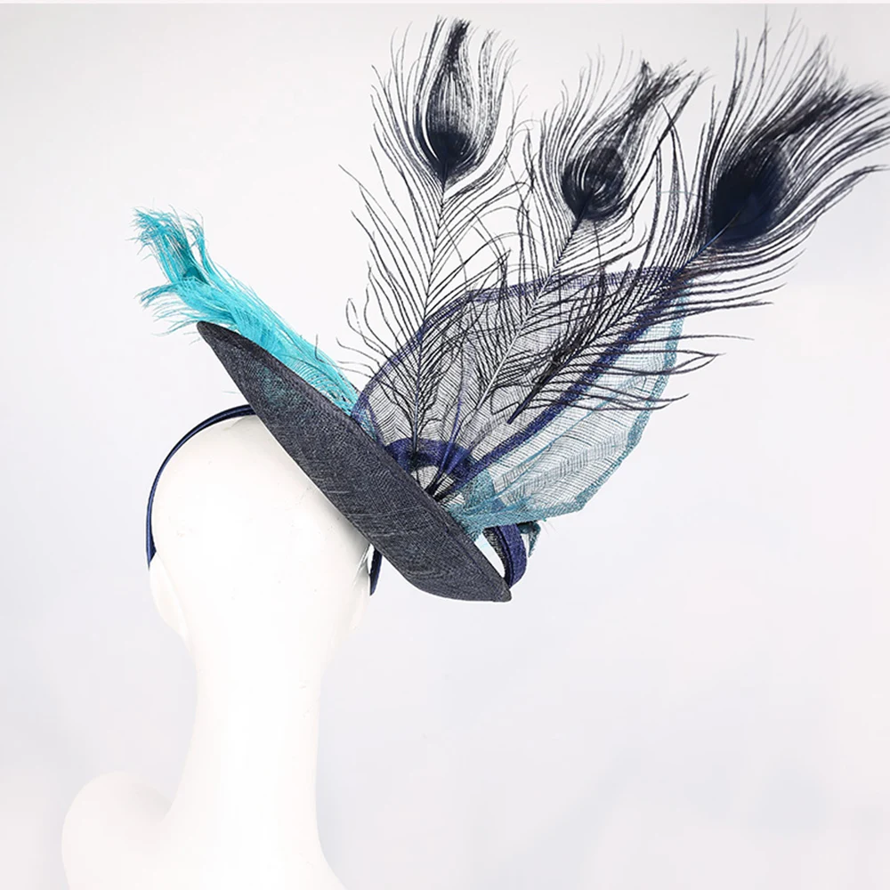 Очаровательные женские элегантные летние шляпы Fedoras с перьями павлина
