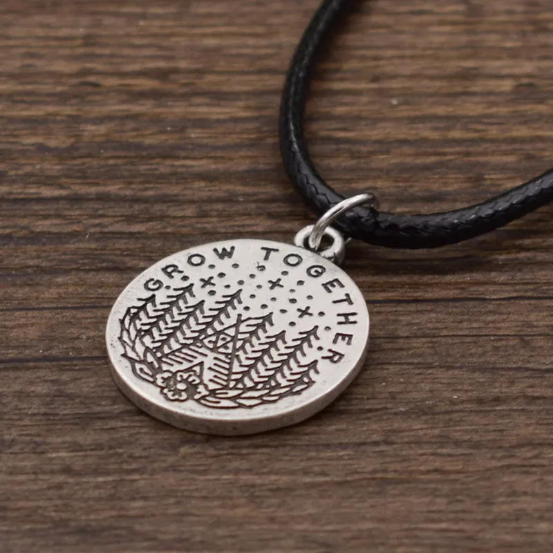 Санлан растут вместе тег сосновые деревья автобус Круглый Кемпинг кулон