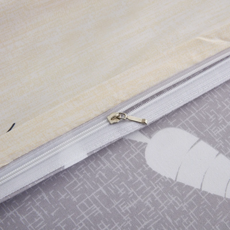 Комплект постельного белья из полиэстера с изображением персонажей