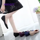 Туфли-лодочки на танкетке с острым носком женская обувь весна-осень 2019 г. Женская элегантная повседневная обувь без застежки на низком каблуке из ПВХ, размеры 41