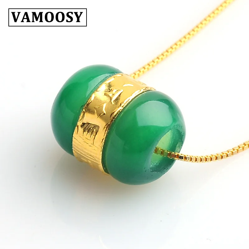 Натуральный камень зеленый белый с 24 каратным золотом подвески на удачу