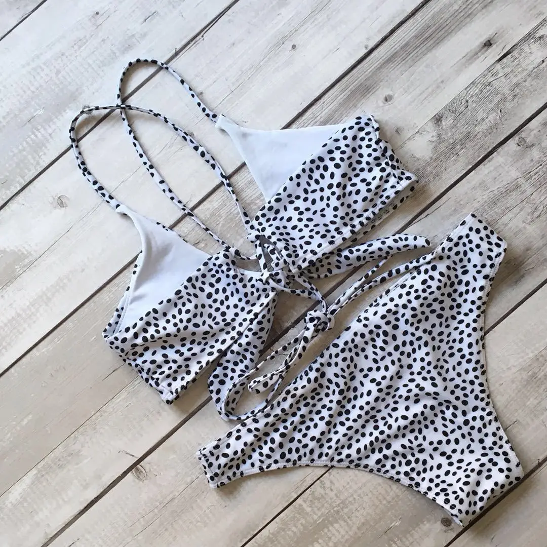 

2009 New European and American Sexy Leopard Point Swimming Suit Ladies Knot Bikini on the Chest