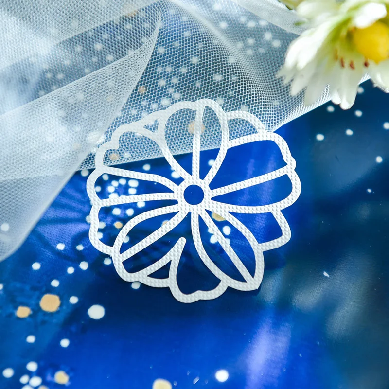 

White Lace Paper Doilies/Placemats for Wedding Party Decoration Supplies Scrapbooking Paper Crafts