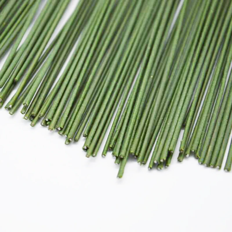 Цветы из искусственного шелка темно-зеленые 25 см 50 шт.