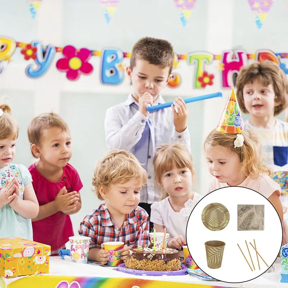 Одноразовая бумажная посуда набор золотистого цвета с узором в виде пальмовых