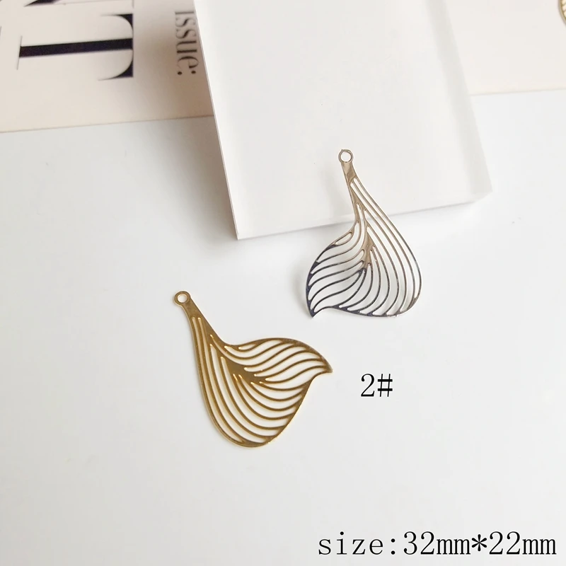 DIY аксессуары с покрытием из чистой меди настоящее золото белый к геометрические полые Круглый лист ювелирные изделия материал браслет ожерелье кулон - Цвет: 2