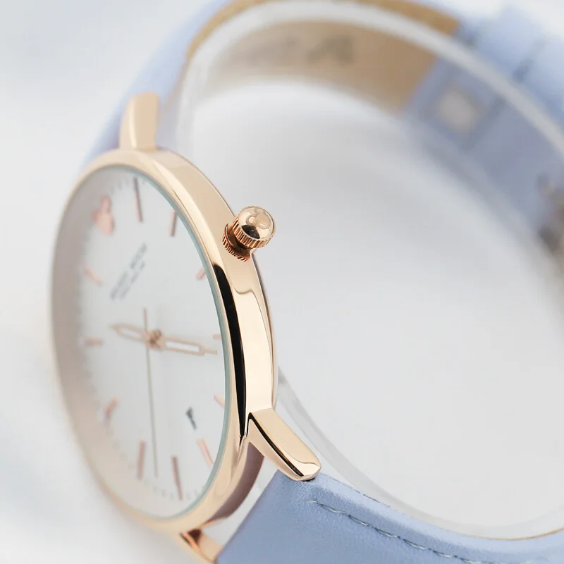 Часы женские кварцевые с календарем модные большие светящиеся