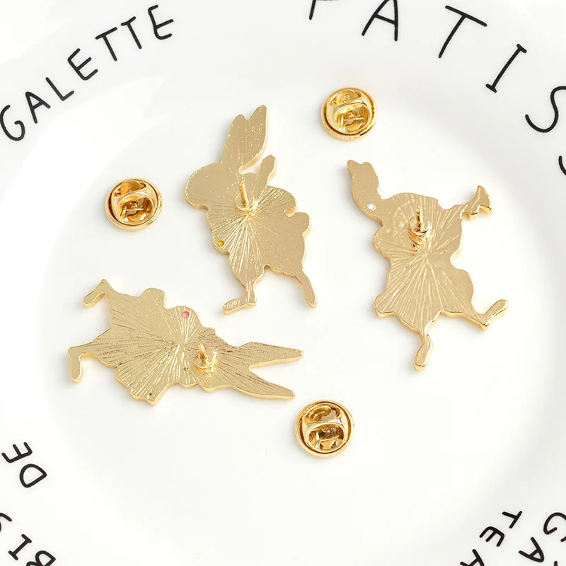 Cartoon Alloy Rabbit Brooch Jeans Handbag Shirt Accessories Brooches Metal Badges on Backpack |
