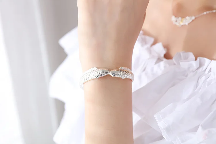 7409507029_1039125567