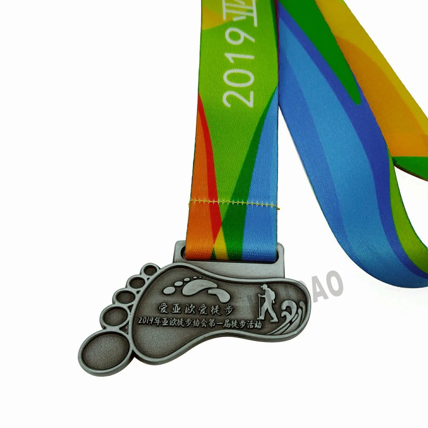 Custom Metal Medal with Plating Pewter Color 15KM Walk Shape of Foot Design | Дом и сад