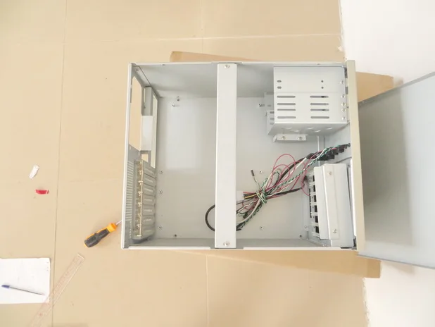 Чехол для компьютера с ЧПУ настенный корпус 8 емкостями поддержка материнской