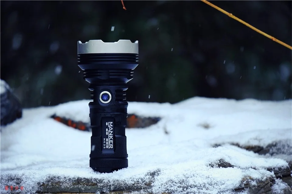 Manker MK35 2550 люменов Cree XHP35 HI светодиодный фонарик 1420 м фонарь для поиска+ 4x3400 mAh 18650 аккумуляторные батареи