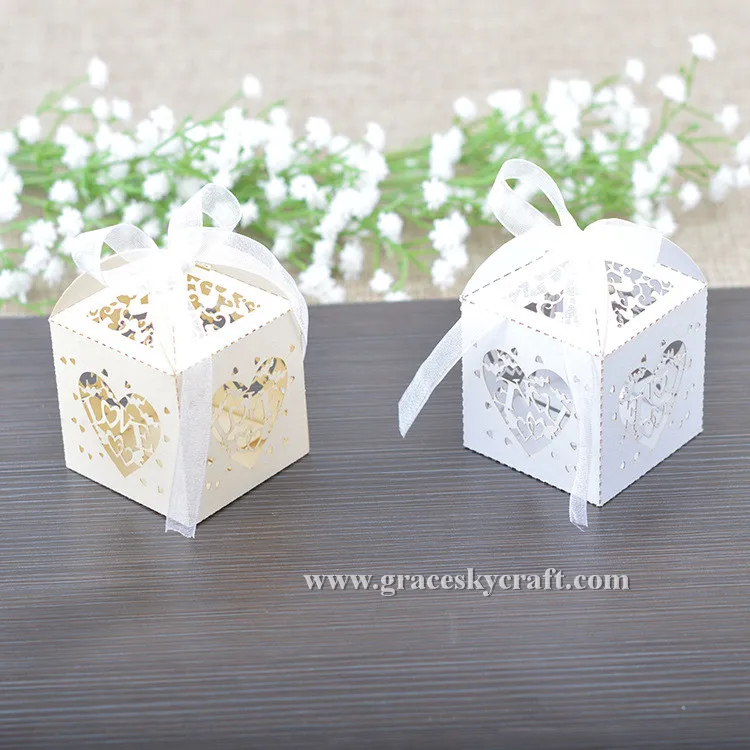 

50pcs/lot Free Shipping Laser cut Paper LOVE script heart design Christmas Wedding candy chocolate Boxes Party supplies
