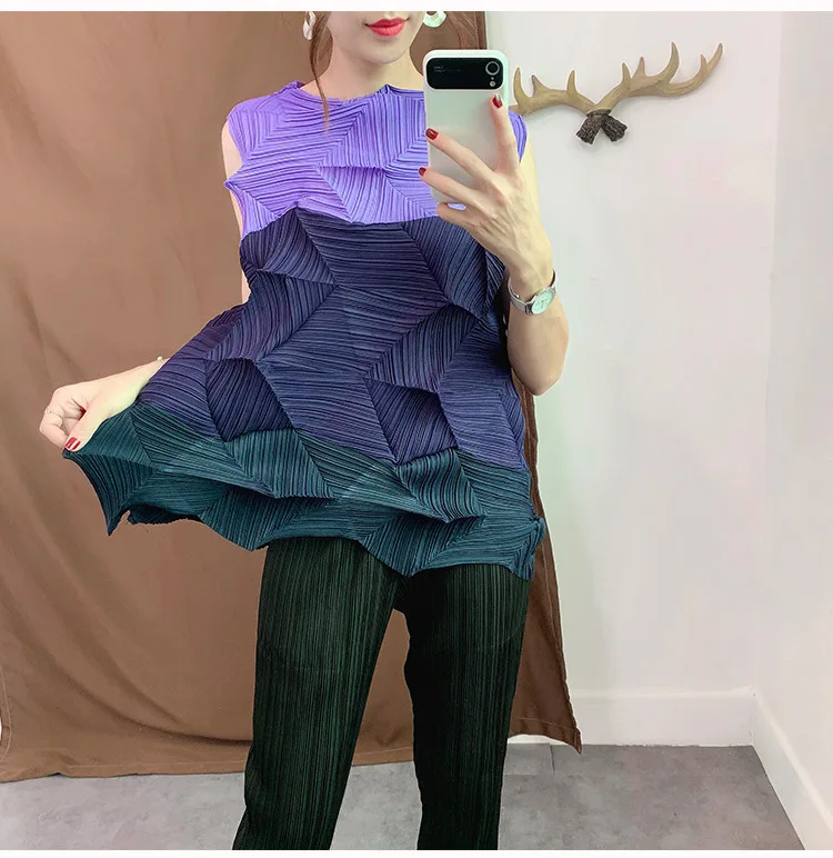 Женская свободная плиссированная майка миаке летняя футболка зеленого цвета