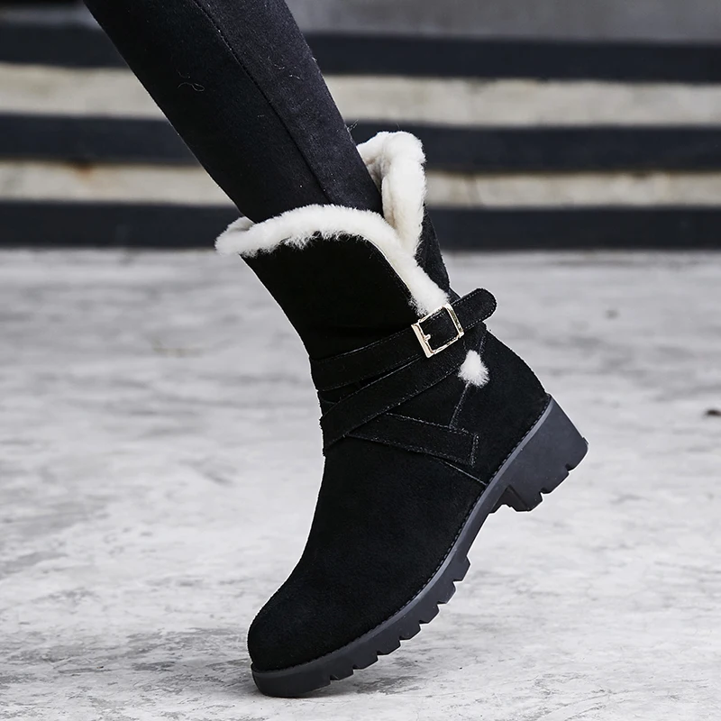 

ISNOM Thick Heels Women Snow Boots Round Toe Warm Footwear Cow Suede Female Boots Platform Lambswool Shoes Woman Winter 2018