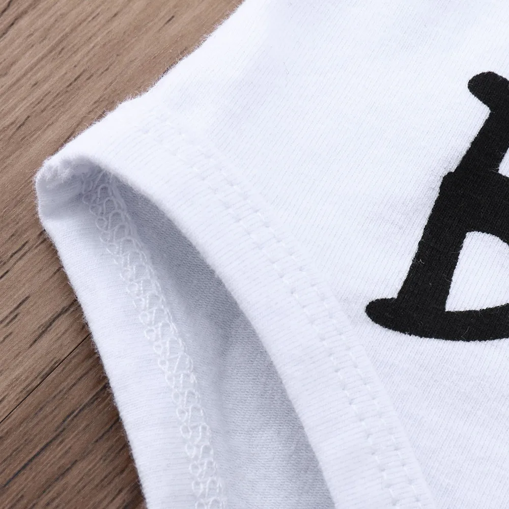 Летняя одежда для новорожденных Одежда маленьких мальчиков и девочек с надписью