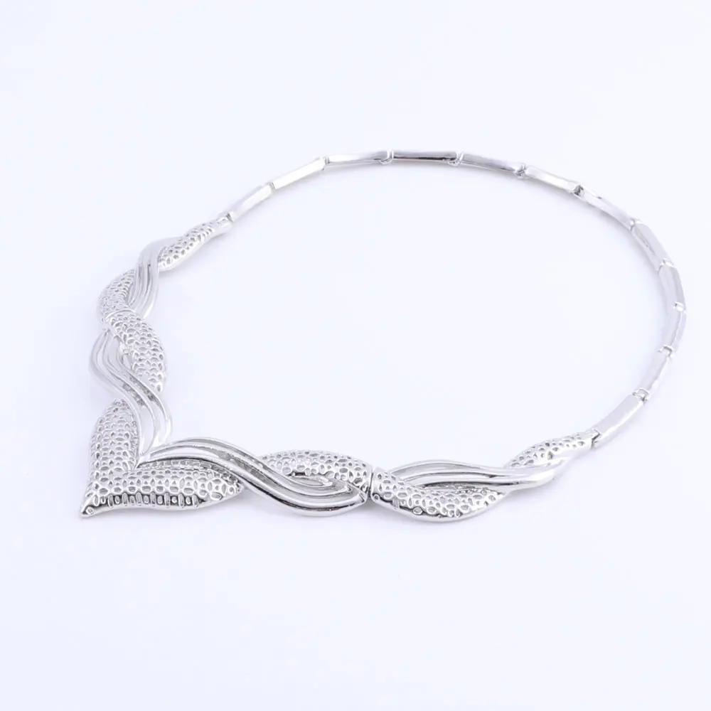 Последние Дубай золотые Цвет Ювелирные наборы нигерийские Свадебные африканские бусы костюм Цепочки и ожерелья браслет серьги кольцо подарочный набор