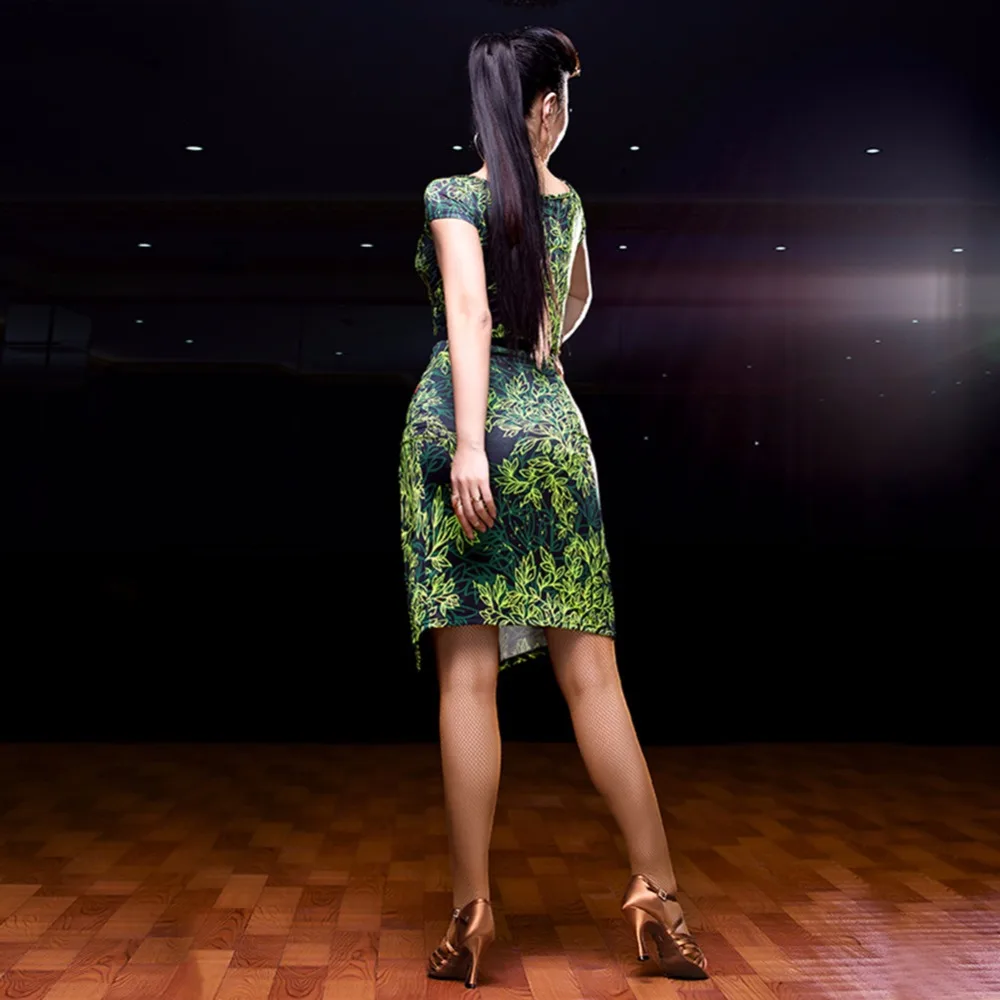 Дешевые Латинский танец платья для Дамы Зеленый Черный Цветочный принт короткий