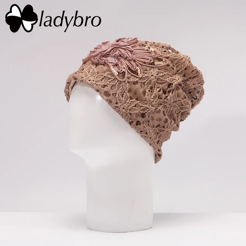 001 khaki Ladybro зимняя шапка, кружевная шапка Skullies, шапка бини, Женский Повседневный цветочный чепчик, женская черная трикотажная шапка, Весенняя Кепка с блестками - Цвет: 001 khaki