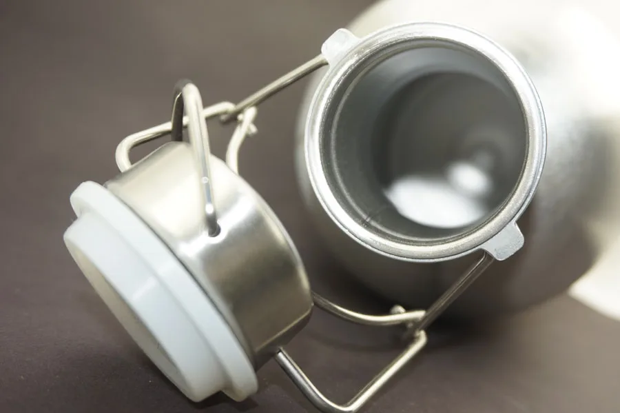 Бесплатная доставка 2 литровый винный винтажный колы бочонок бутылка Домашнего