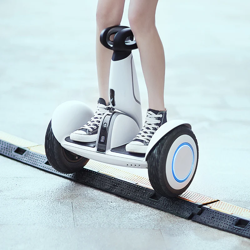 Фото Электрический самобалансирующийся скутер Xiao mi Plus 11 дюймов белый scooter scooter scooter Электрический самобалансирующийся скутер Xiao mi Plus 11 дюймов белый scooter scooter scooter