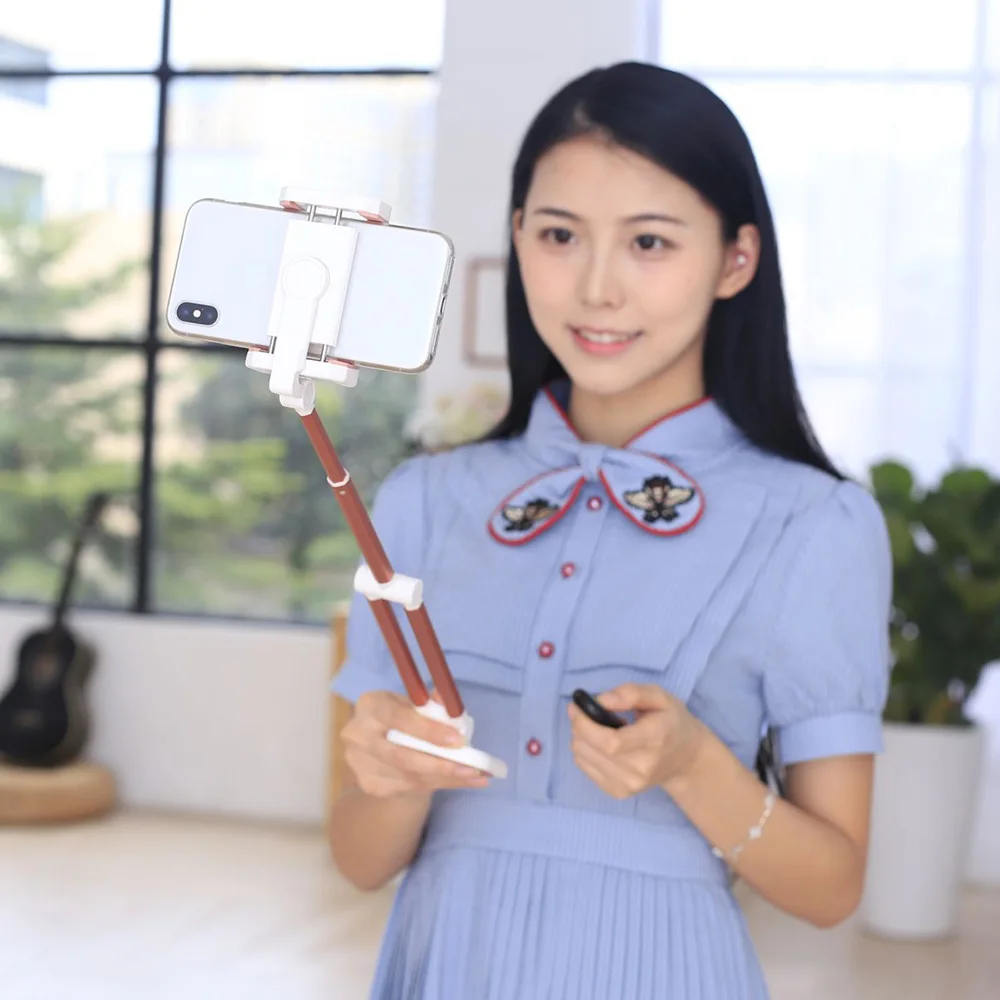 

Extendable Selfie Stick with Suction Base Foldable Bracket Stand for iPhone Xiaomi Huawei Samsung Android Phones Tablets