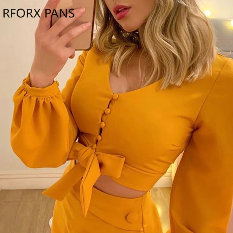 Топ на пуговицах и шорты с рукавами-фонариками | Женская одежда