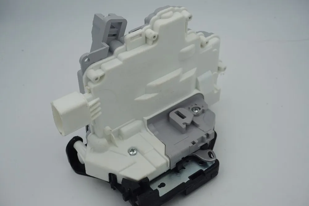 Задний левый центральный привод защелки дверного замка 3C4839015a для VW PASSAT tt B6 b8 audi a4 a5 q3 q5 q7 skoda seat