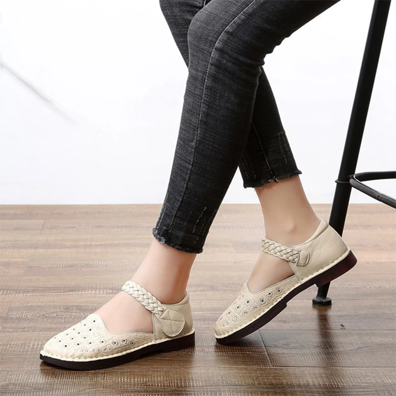 

Кроссовки женские из натуральной кожи, на плоской подошве