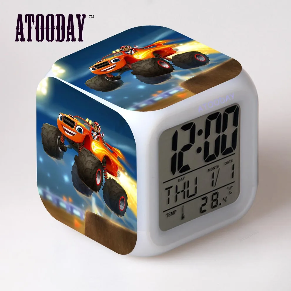 Blaze and monster machines будильник светодиодный свет 7 цветов Изменение электронные настольные часы квадратный стол квадратный
