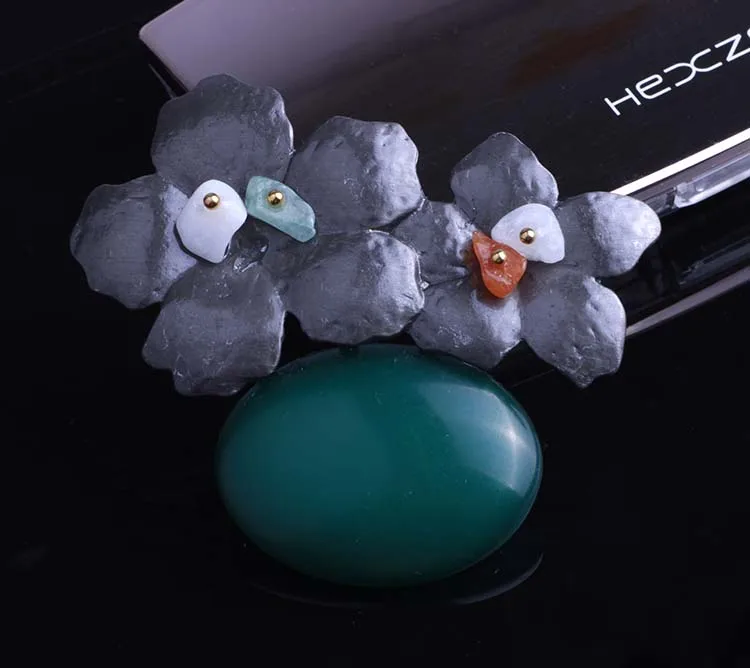 

Vintage Jewelry Handmade Natural Stone Scarf Brooches and Pins Large Brooch for Women Christmas Gift