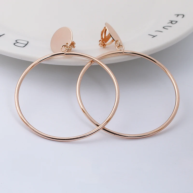 rose gold Простые модные геометрические большие круглые серьги-клипсы с золотым и серебряным покрытием без проколов, женские большие полые клипсы для ушей, ювелирные изделия - Окраска металла: rose gold
