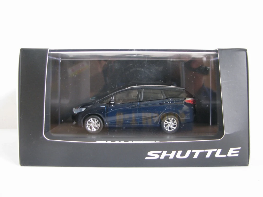 Оригинальная фабрика 1:43 HONDA SHUTTLE бутик сплава автомобиля игрушки для детей Детские игрушки модель оригинальная коробка