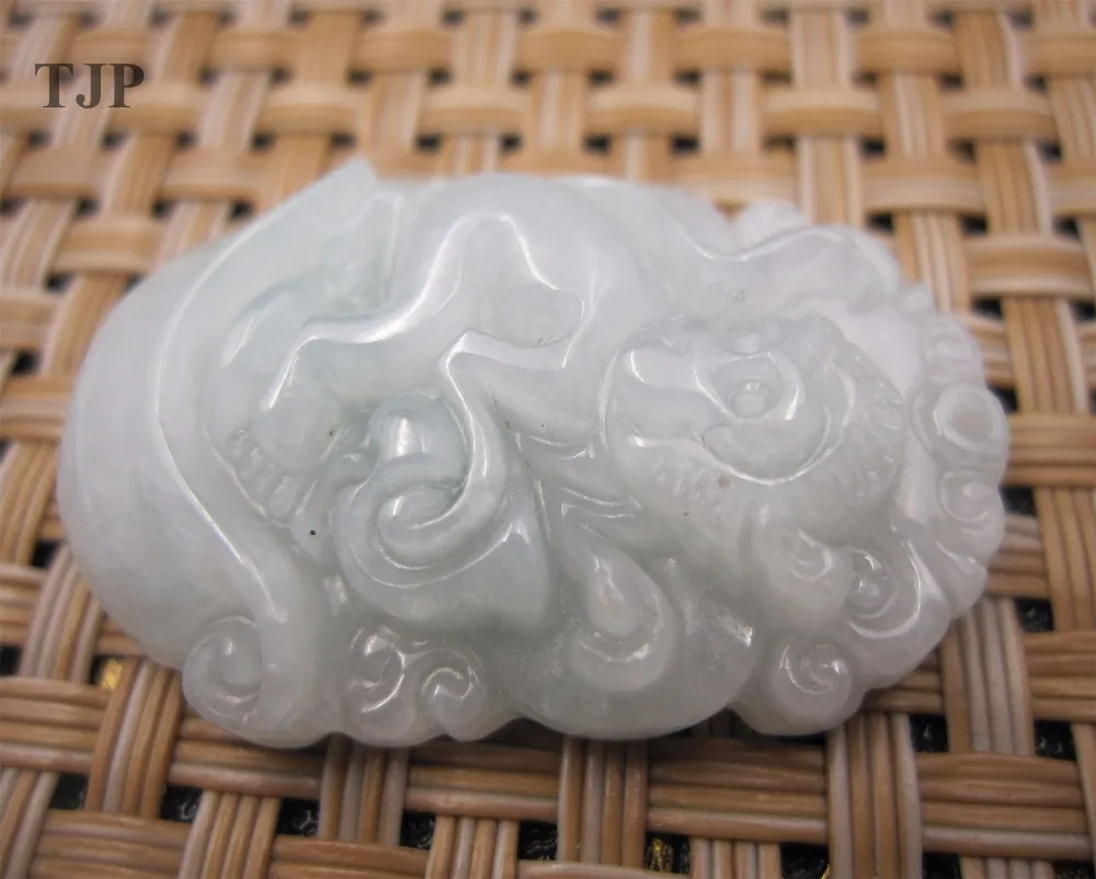 TJP Natural grade A jadeite myanmar green jade Chinese zodiac monkey Mysterious protection pendants with certificate | Украшения и