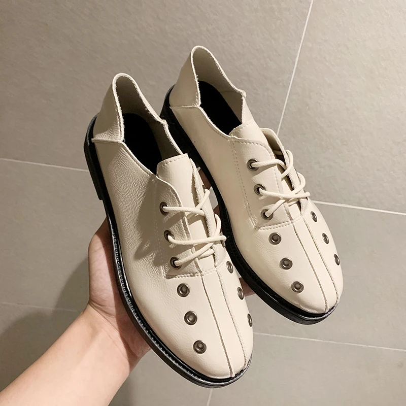 

British Style Flats Oxfords Shoes Women Spring Soft Leather Oxfords Flat Heel Casual Shoes Lace Up Retro Brogues Womens Shoes