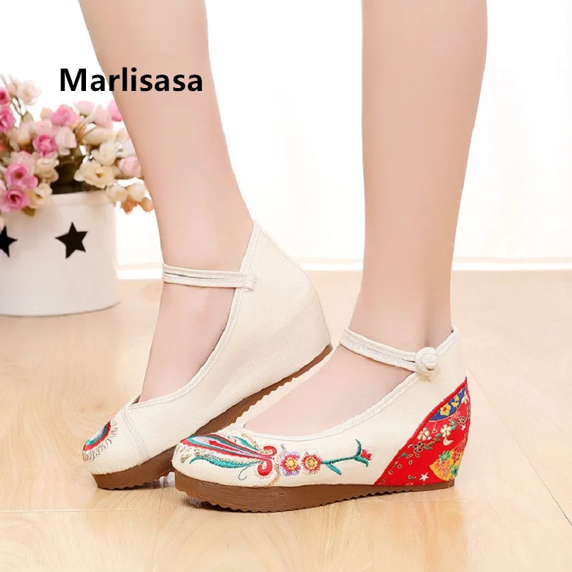 Lady Cute Comfortable Beige Spring Buckle Strap Shoes Women Fashion Embroidery Summer Ballet Dance Shoes Zapatos De Mujer G2252