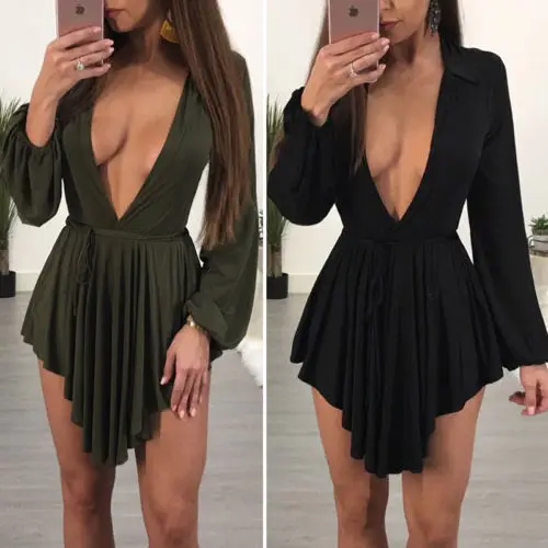 Сексуальное женское платье с глубоким v-образным вырезом облегающее