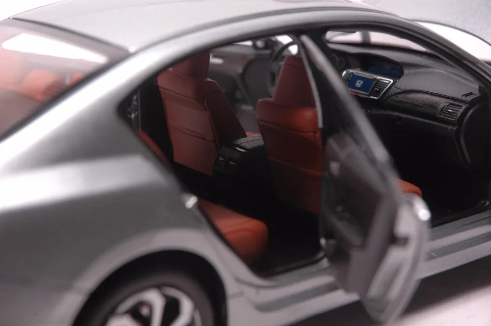 1:18 литая под давлением модель для Honda Accord 10 Серый сплав игрушечный автомобиль миниатюрная коллекция подарки MK10