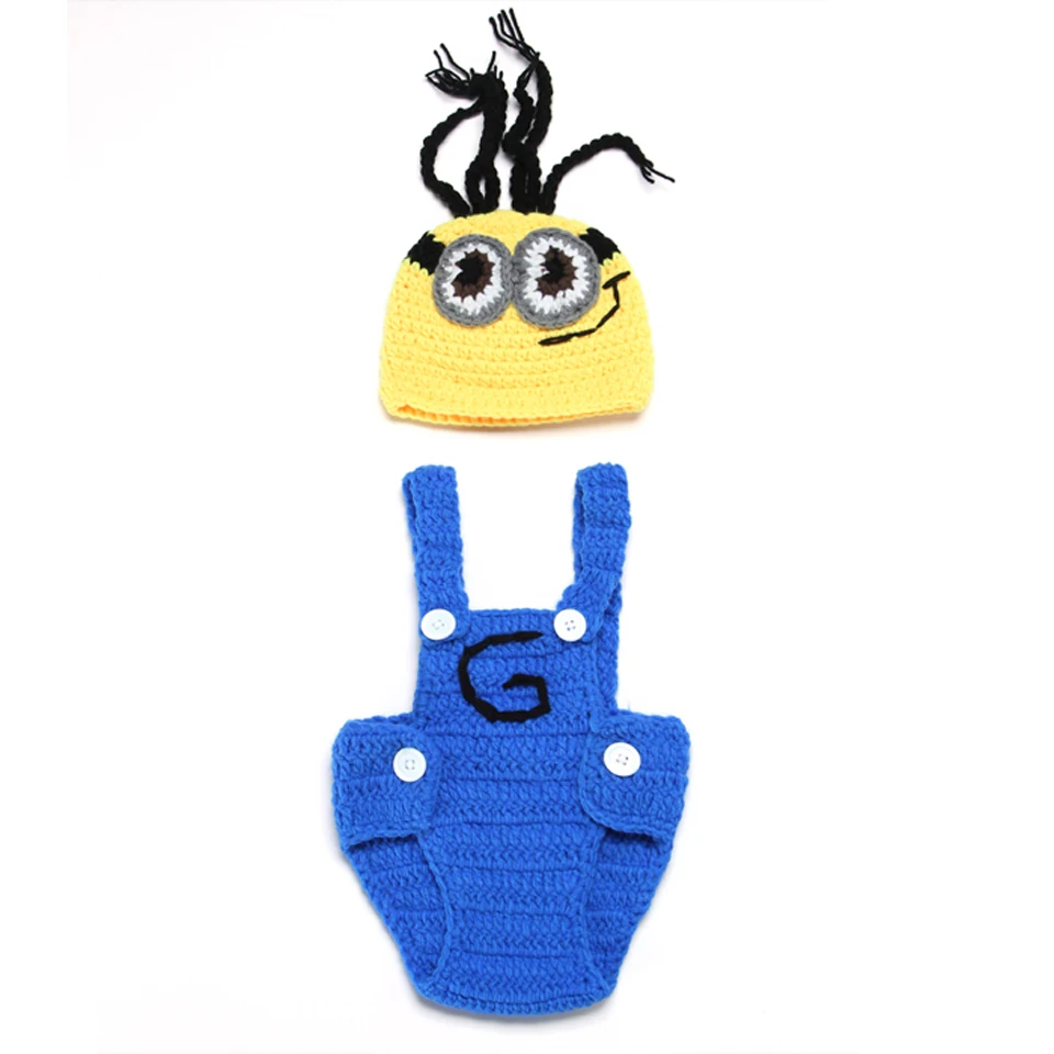 Вязаный крючком комплект из шапки и брюк на подтяжках в стиле Гадкий я | Детская