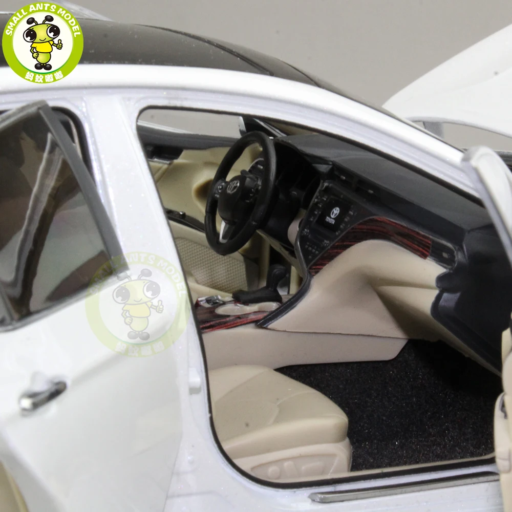 1/18 Camry 8-го поколения литой автомобиль модель игрушки для детей Детская Коллекция подарков на день рождения белый
