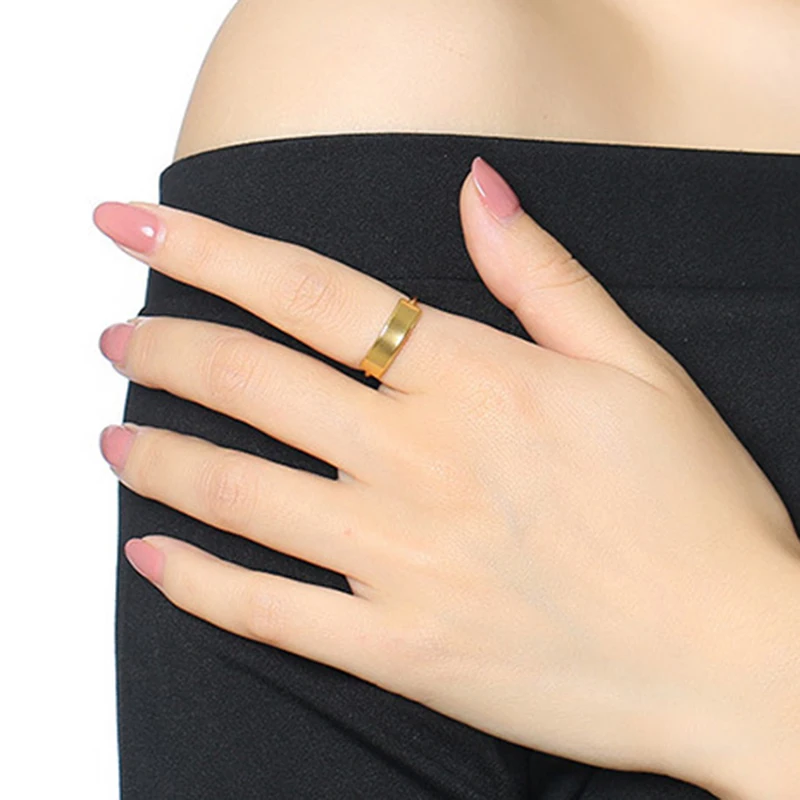 Женское модное кольцо золотого цвета качественное свадебное из нержавеющей