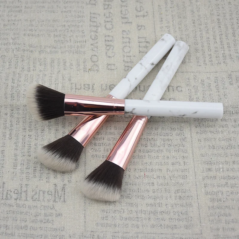 Кисть для макияжа 1 шт. многофункциональная набор кистей консилера теней мини