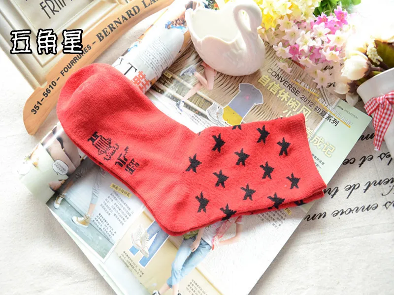 Carteira Feminina Women Socks 2014 Real Rushed Knee Meia Natal Ladies Cartoon Bang Stepped Ward Off Evil Villain Wholesale | Женская