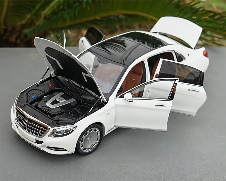 1/18 Почти настоящий S-Class литой под давлением игрушечный автомобиль модель белый серебристый назад мальчик подарки оригинальная коробка