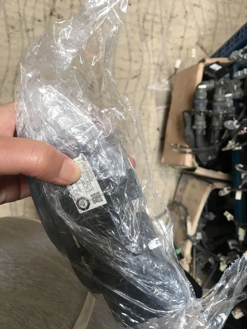 

Servo motor SGMJV-01A3A2C , Used one , 90% appearance new , 3 months warranty , fastly shipping